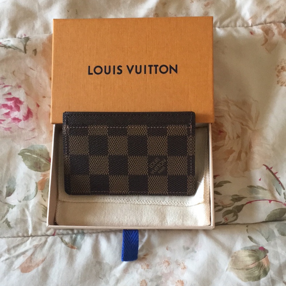 Authentic Louis Vuitton Damier Card Holder